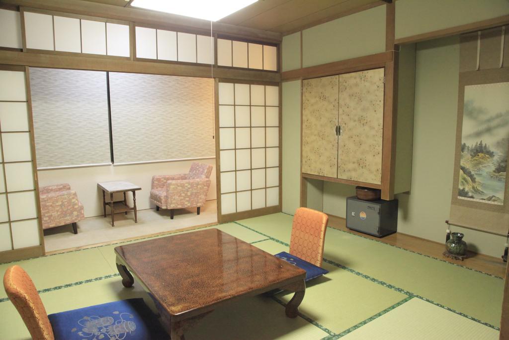Hotel New Kotobuki Мацумото Экстерьер фото